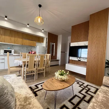 West View Apartment *