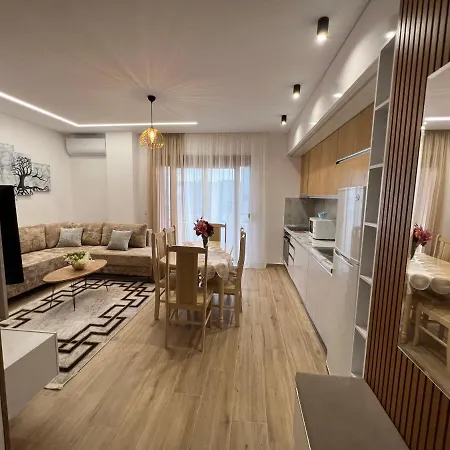 West View Apartment *