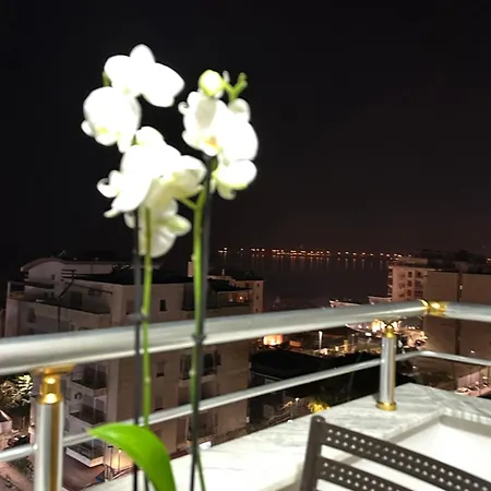 West View * دراس