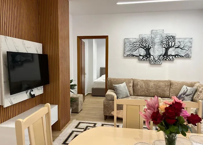 Apartament West View *